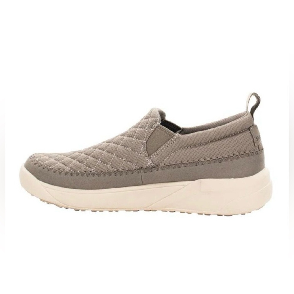 Stylish Staheekum Gray Quilted Slip-On Sneakers Size 8 - Picture 4 of 11